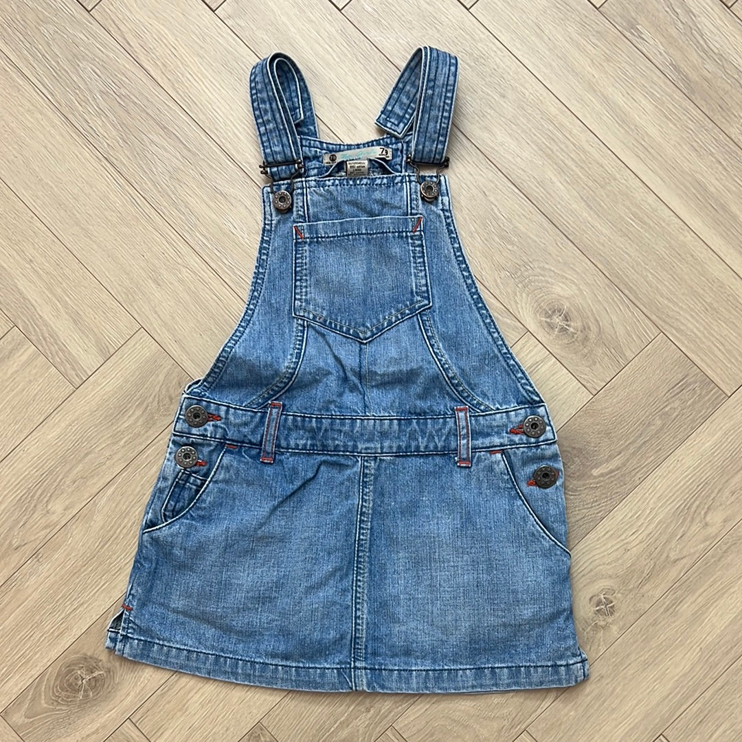 Robe salopette : 8 ans