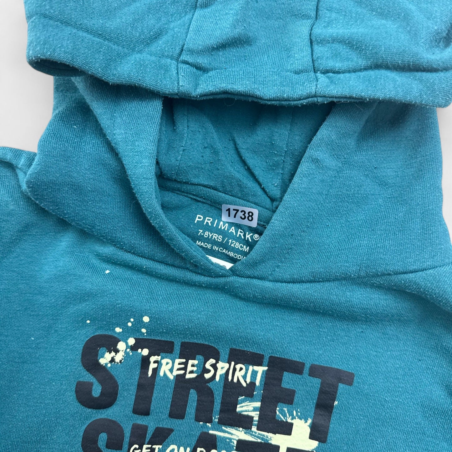 Pull Primark : 8 ans