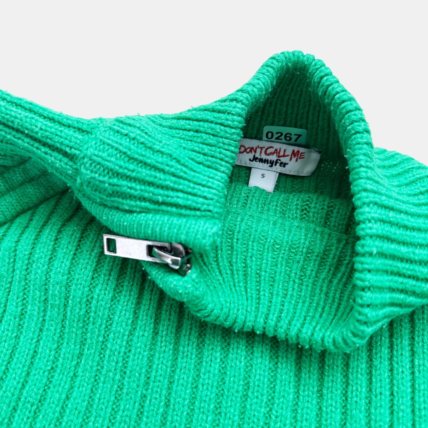 Pull Jennyfer : 16 ans