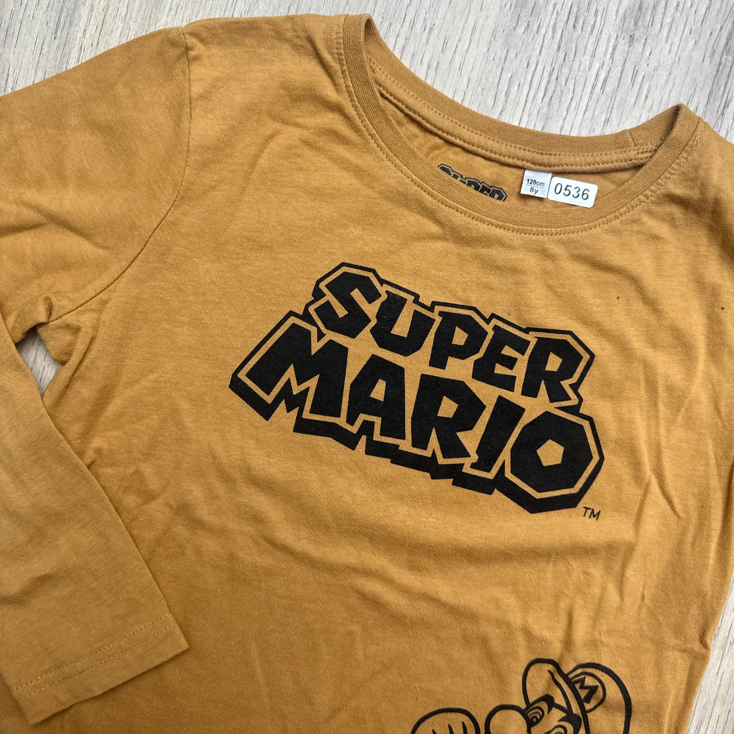 T-Shirt super mario : 8 ans