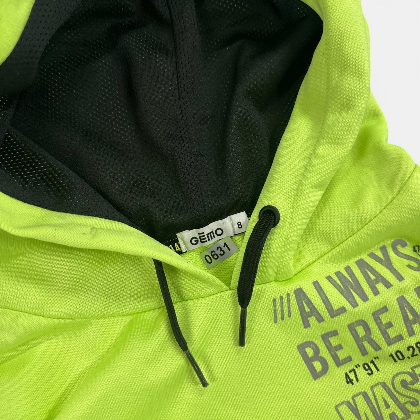 Sweat sport Gémo : 8 ans