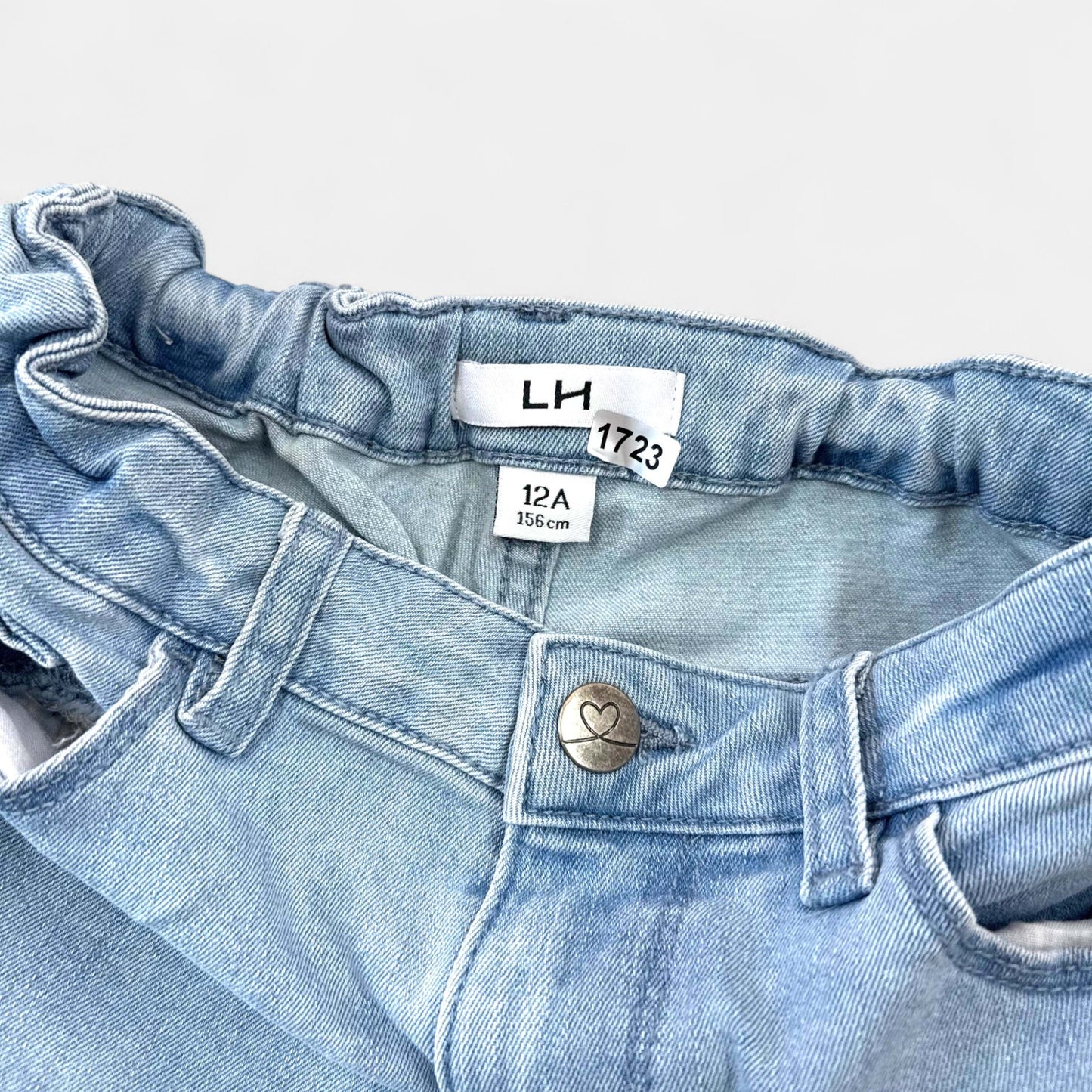 Short La Halle : 12 ans