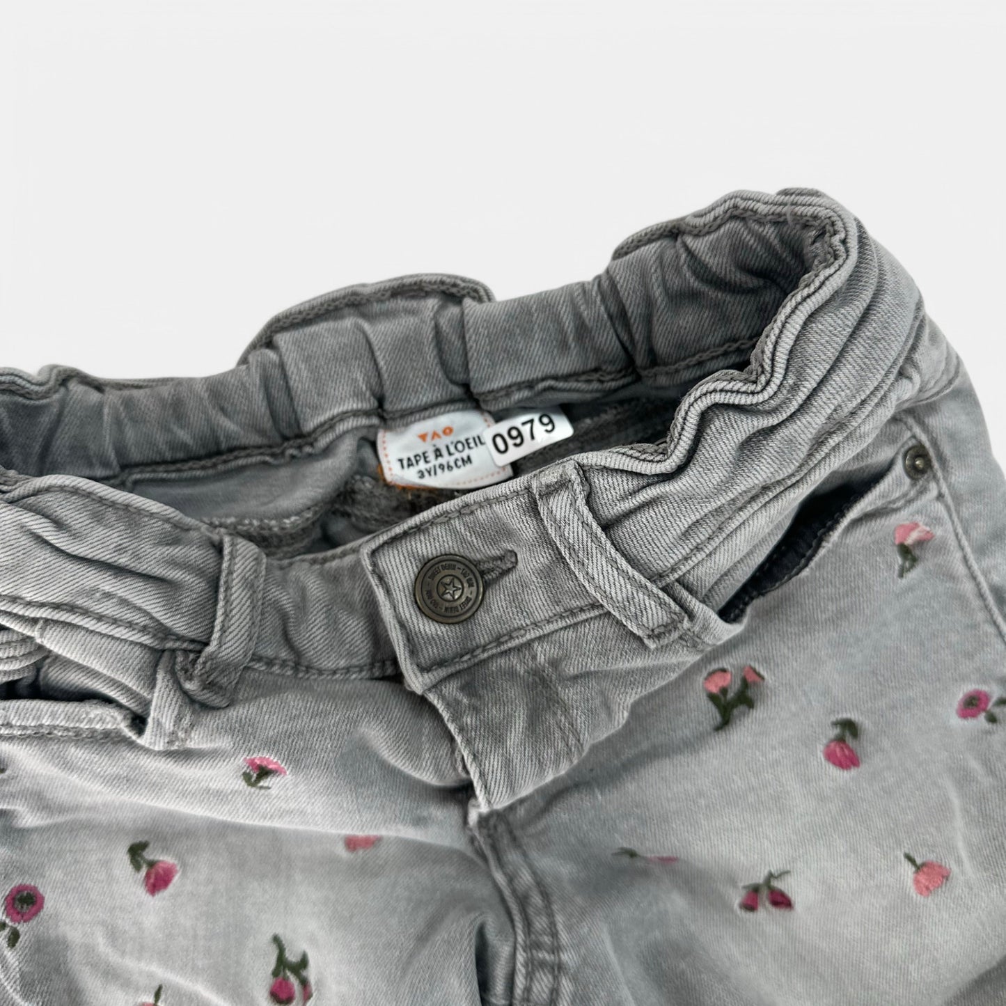 Short Tape à l'oeil : 3 ans