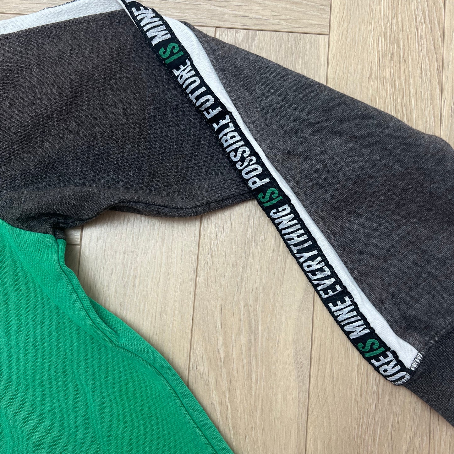 Sweat capuche Orchestra : 14 ans