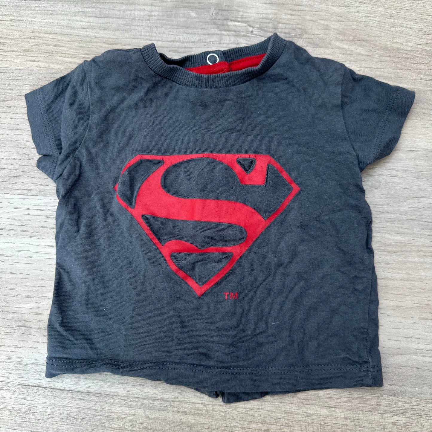 T-Shirt superman : 3 mois
