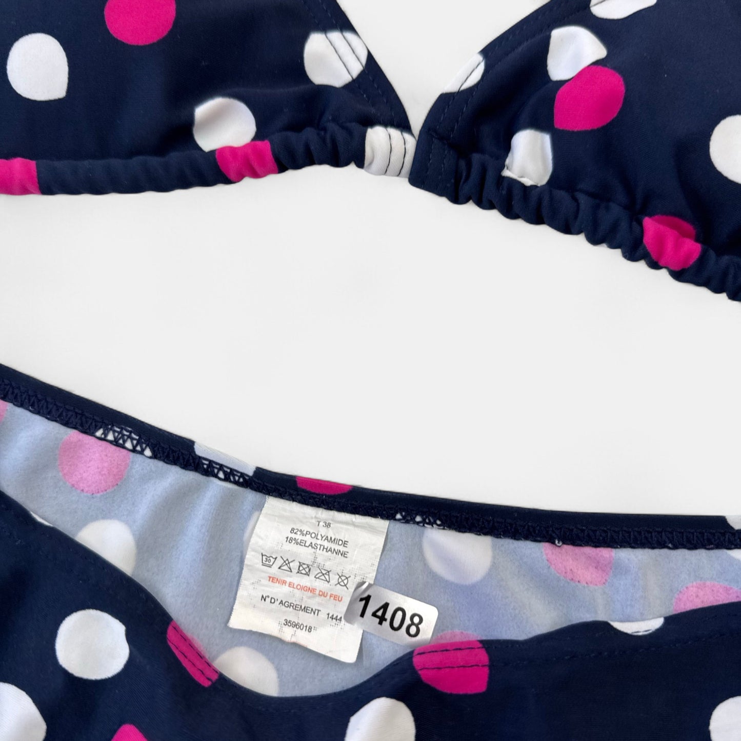 Maillot de bain : 16 ans