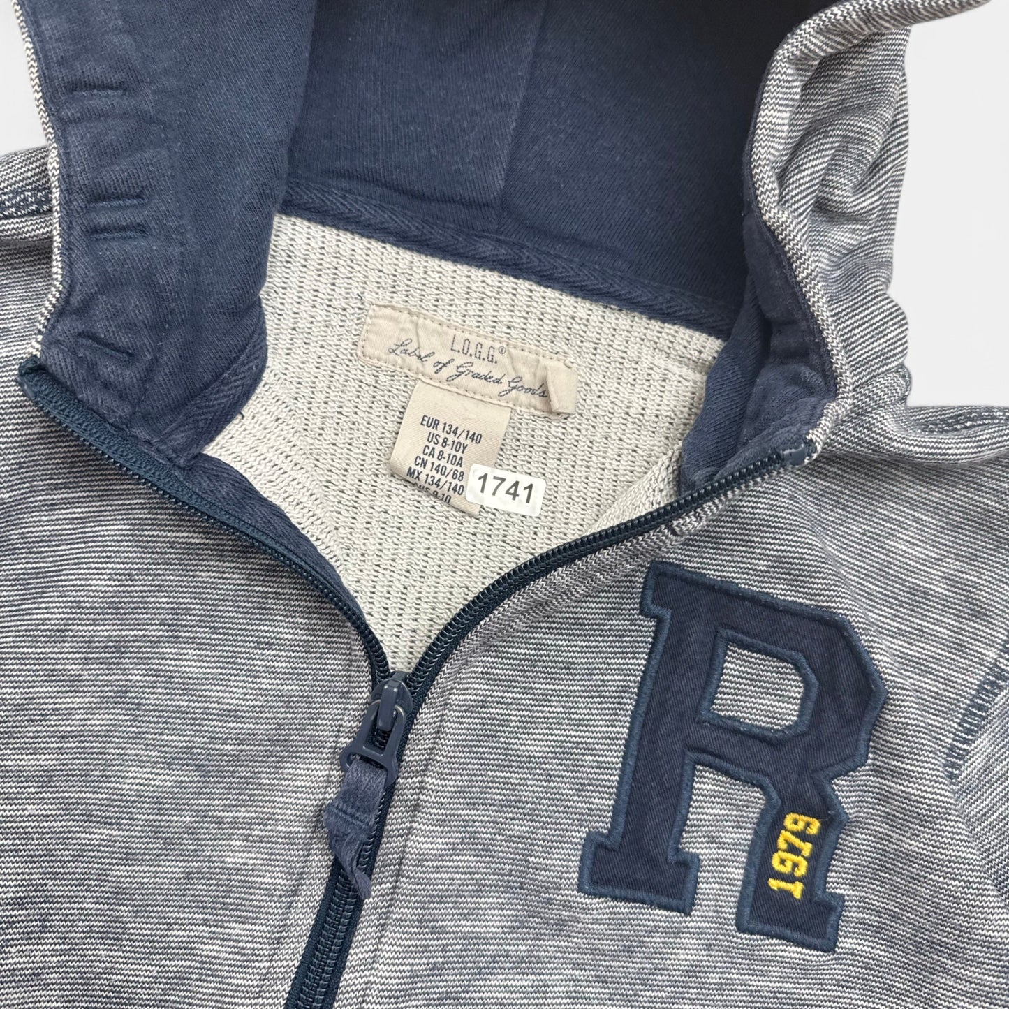 Gilet H&M : 9 ans