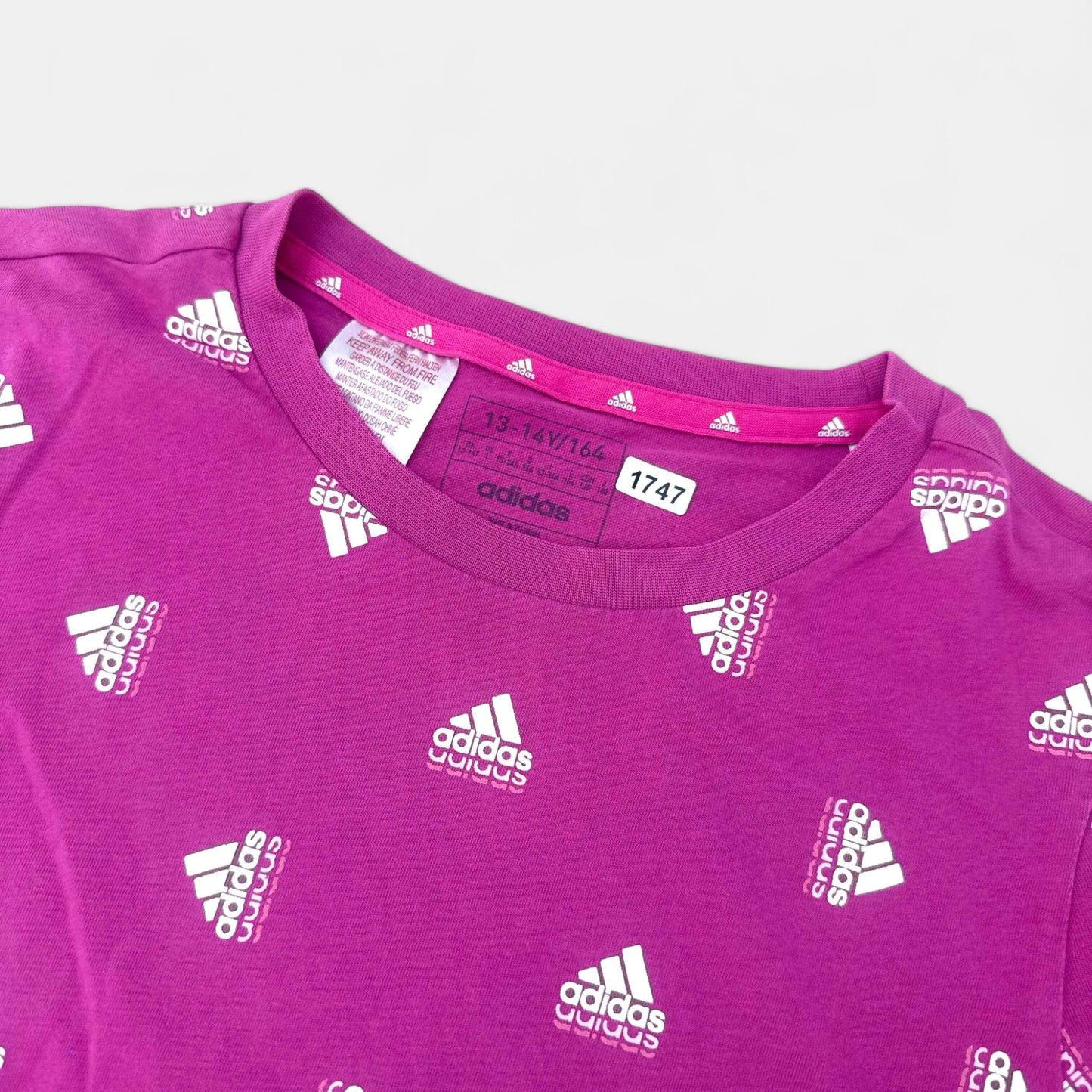 T-Shirt Adidas : 14 ans