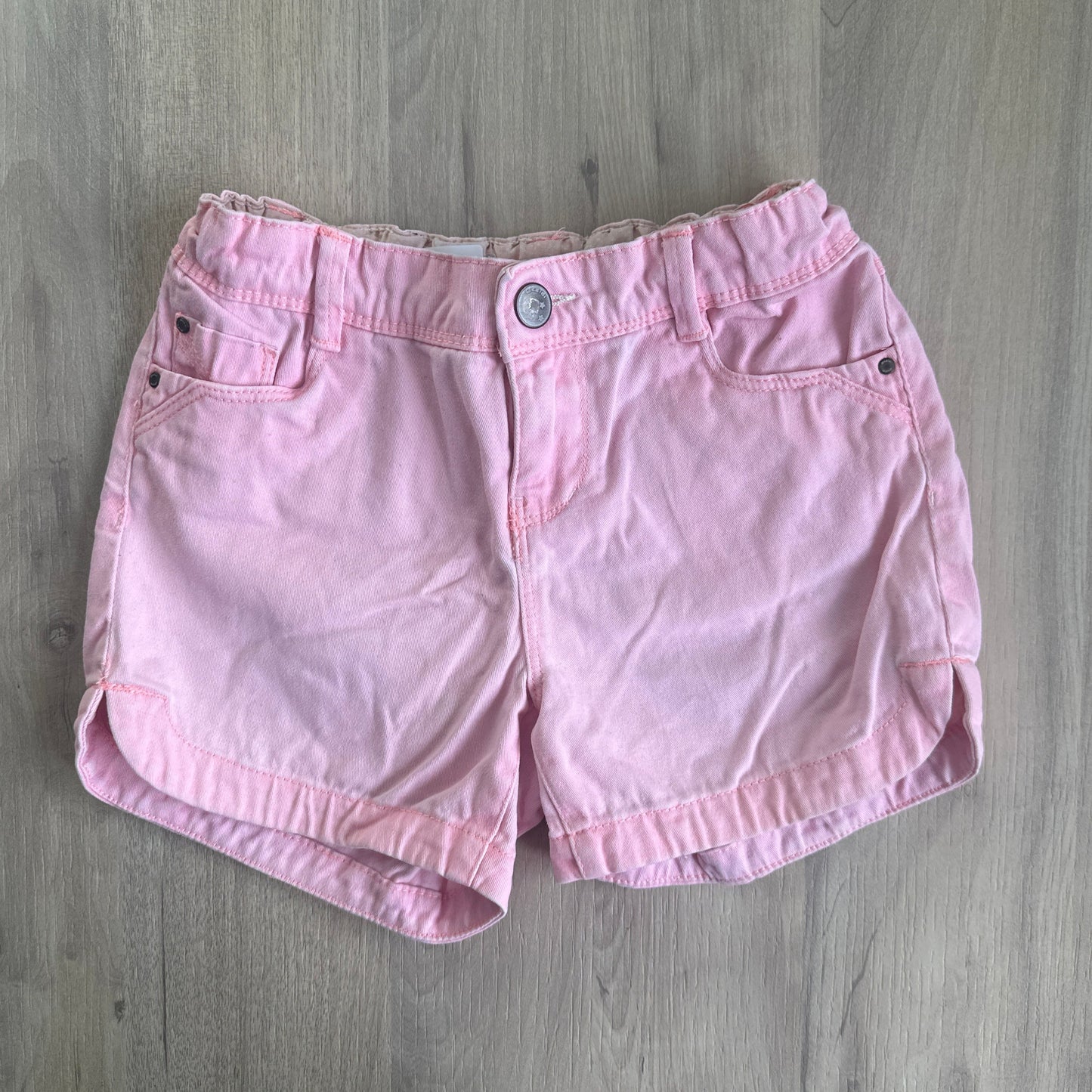 Short Okaidi : 7 ans
