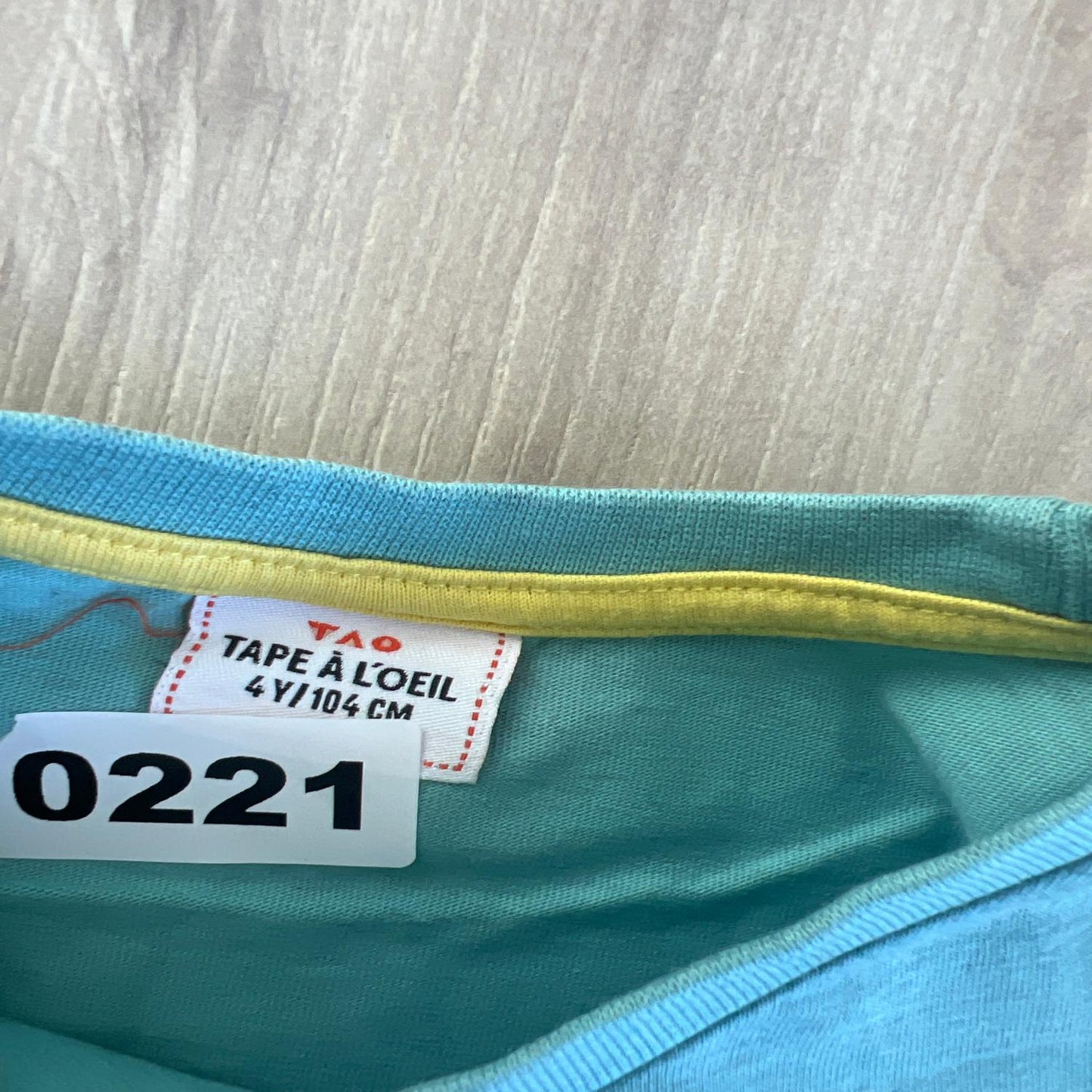 T-shirt tape à l’œil : 4 ans