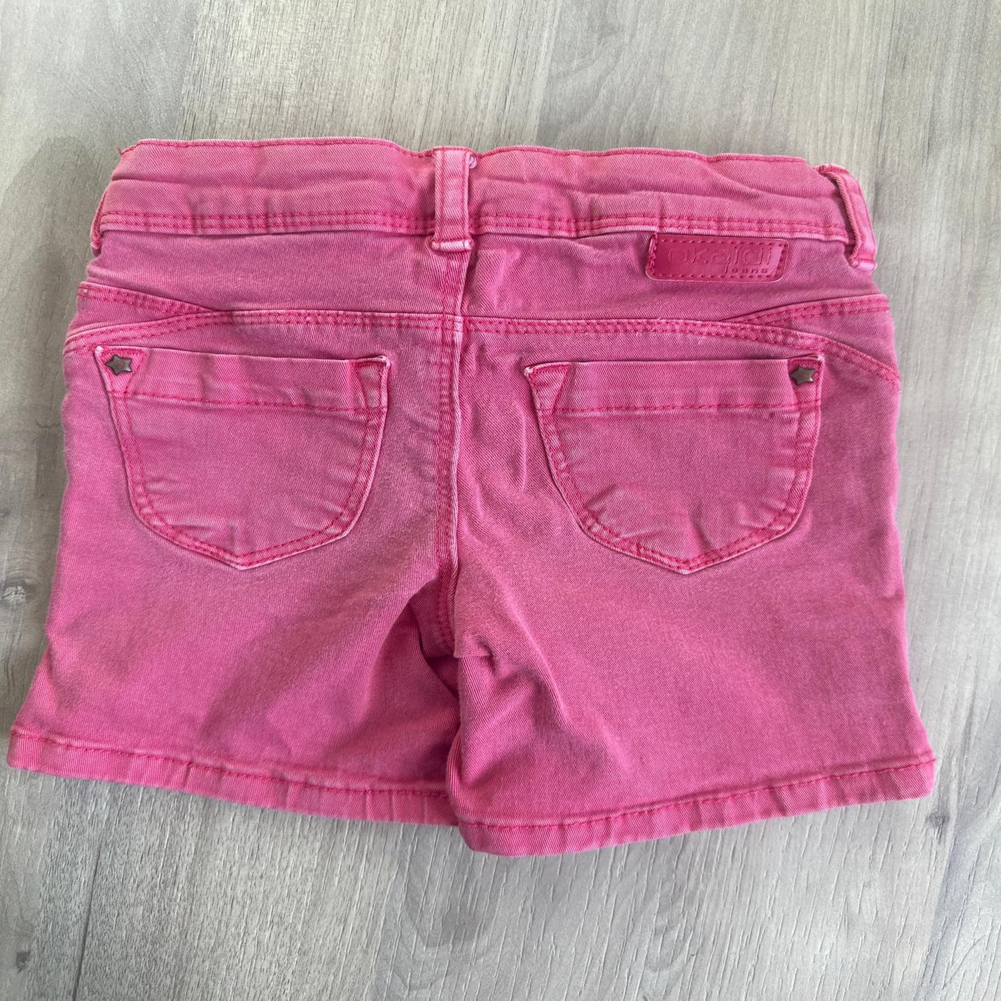 Short Okaidi : 4 ans