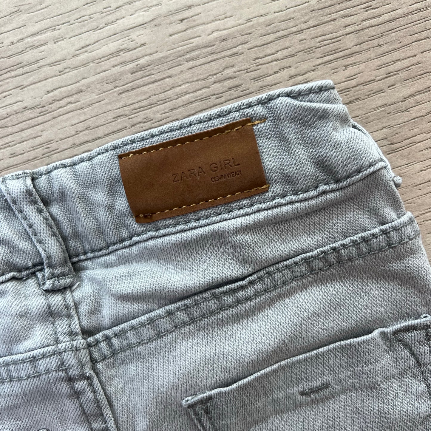 Pantalon Zara : 3 ans