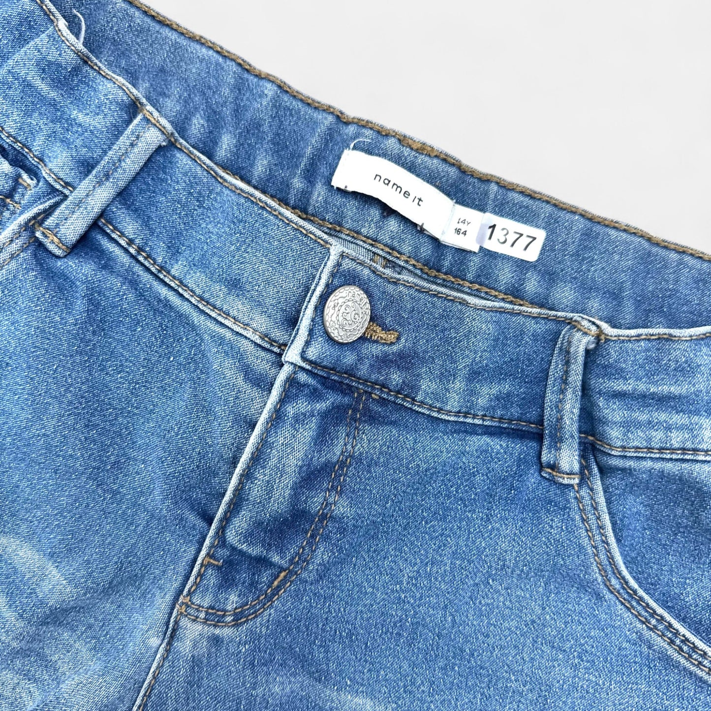 Short Name it : 14 ans