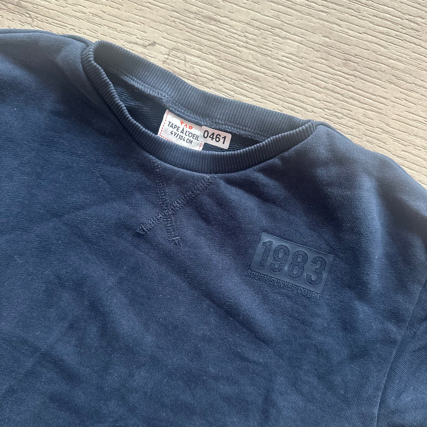 Pull Tape à l'oeil : 4 ans