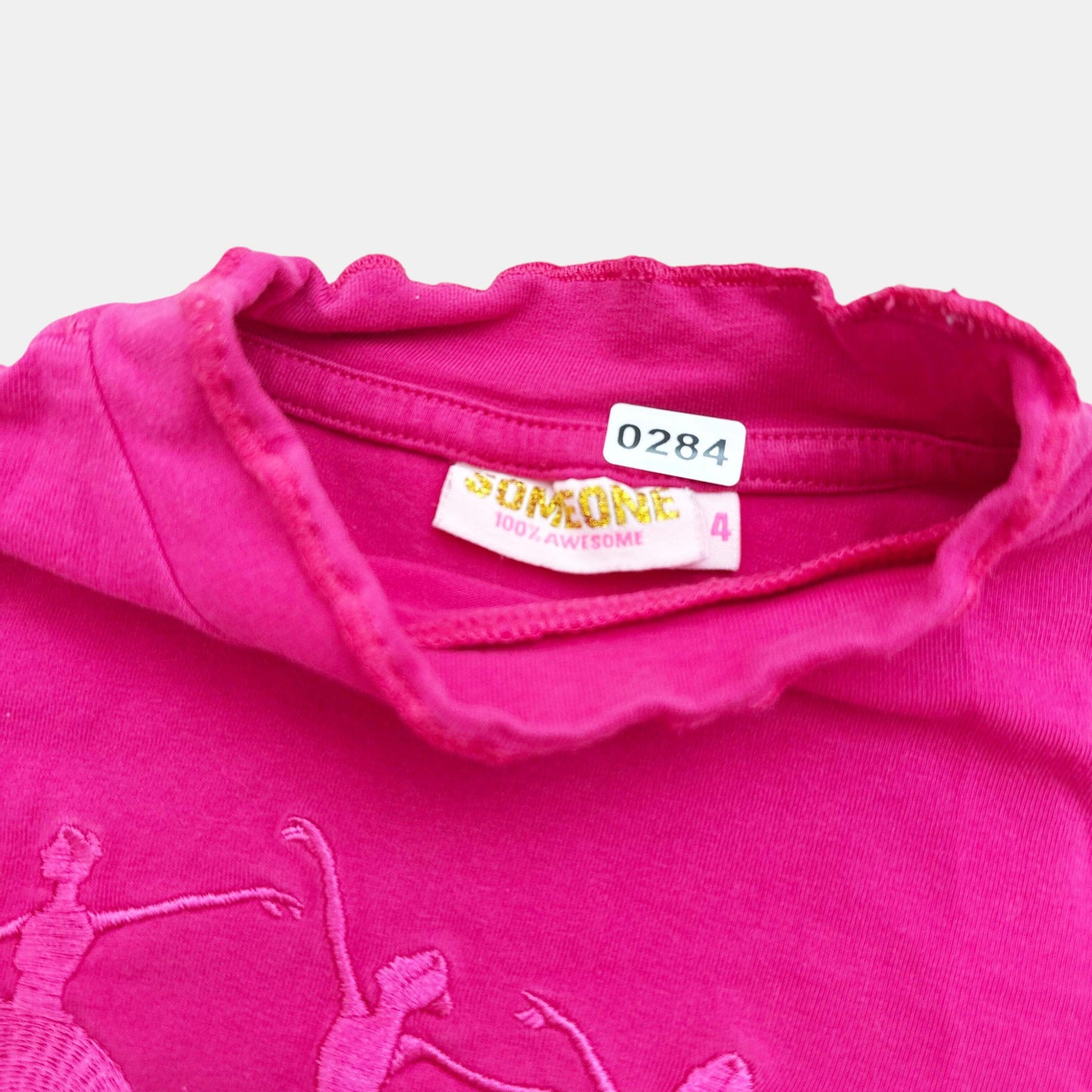 T-Shirt someone : 4 ans