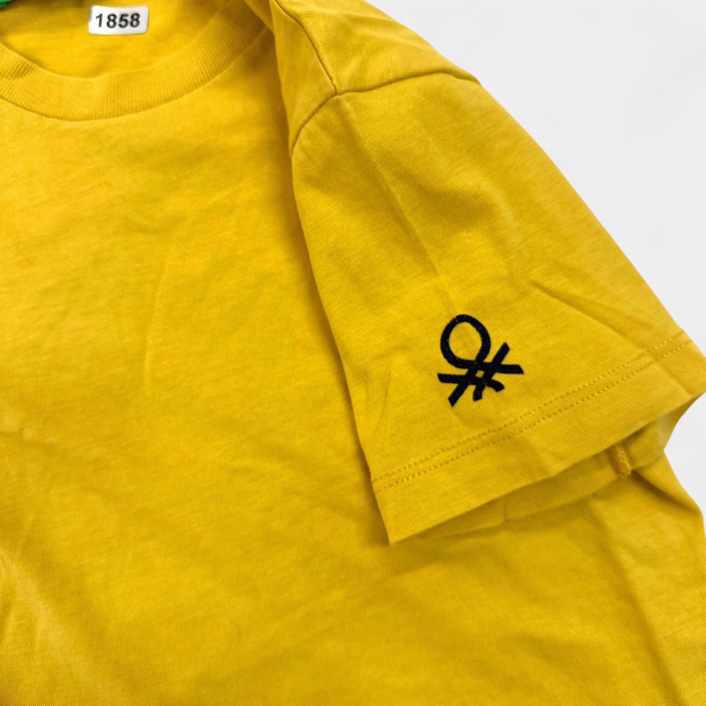 T-Shirt Benetton : 8 ans