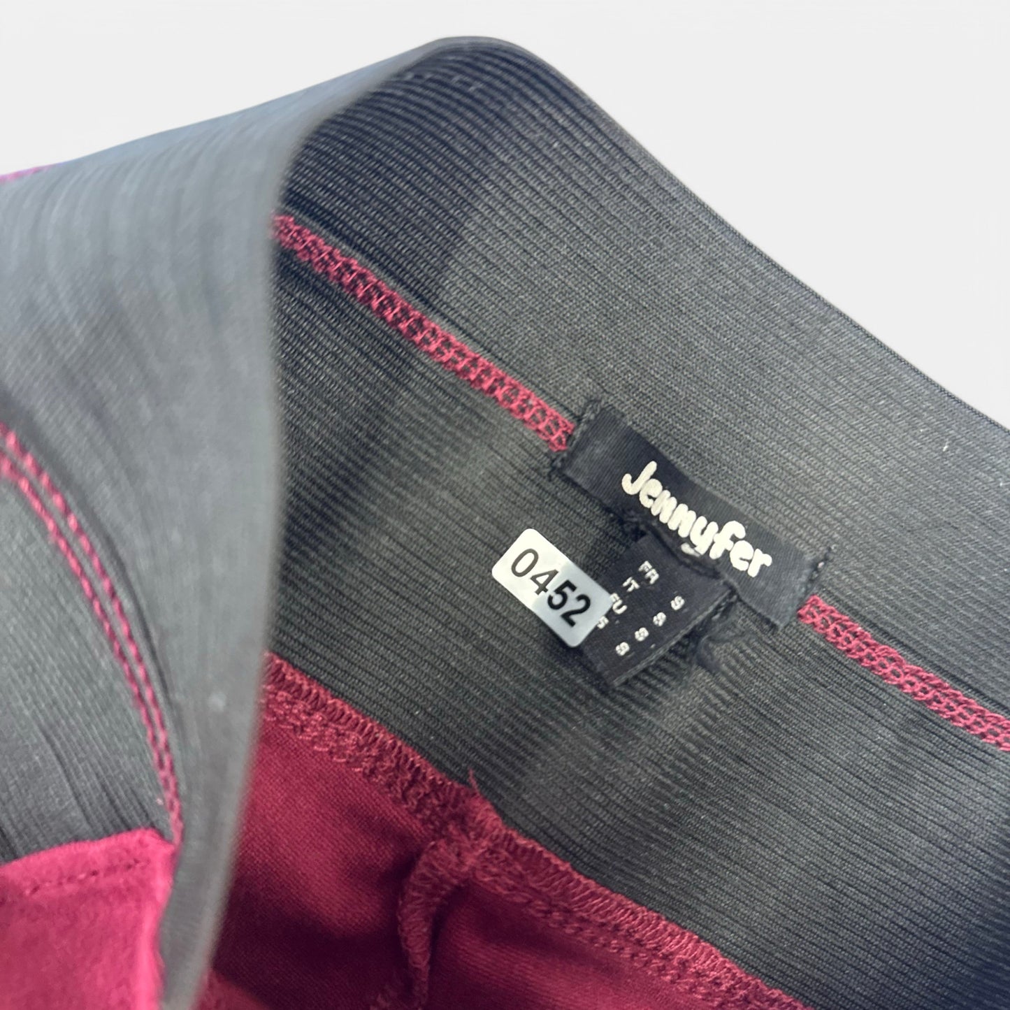 Pantalon leggings Jennifer : 16 ans