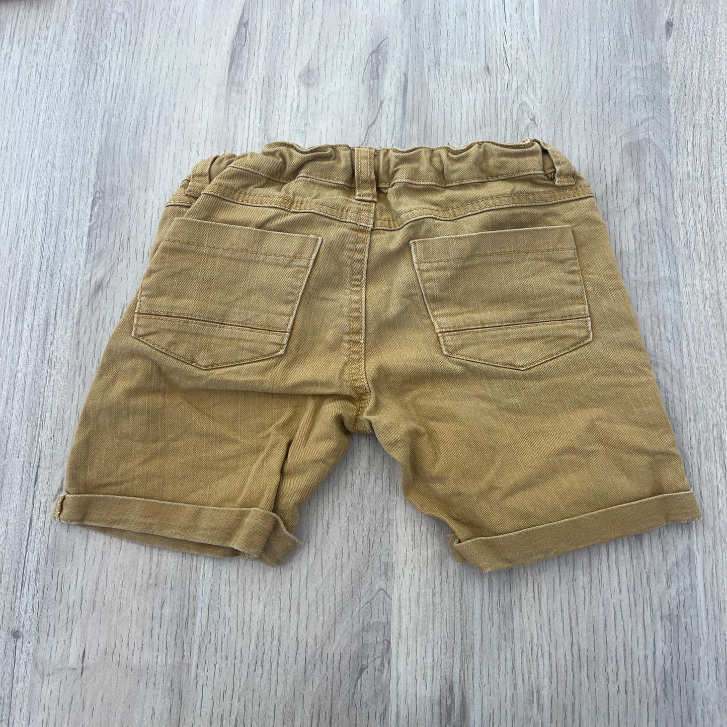 Short Gémo : 6 ans