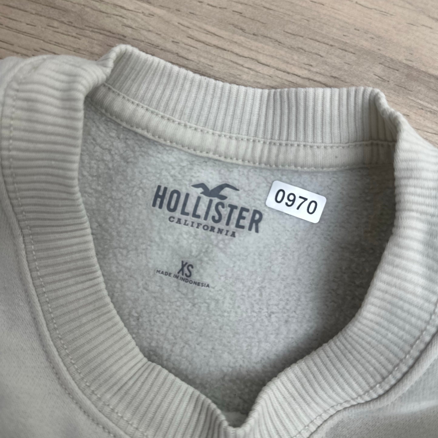 Pull hollister : 14 ans