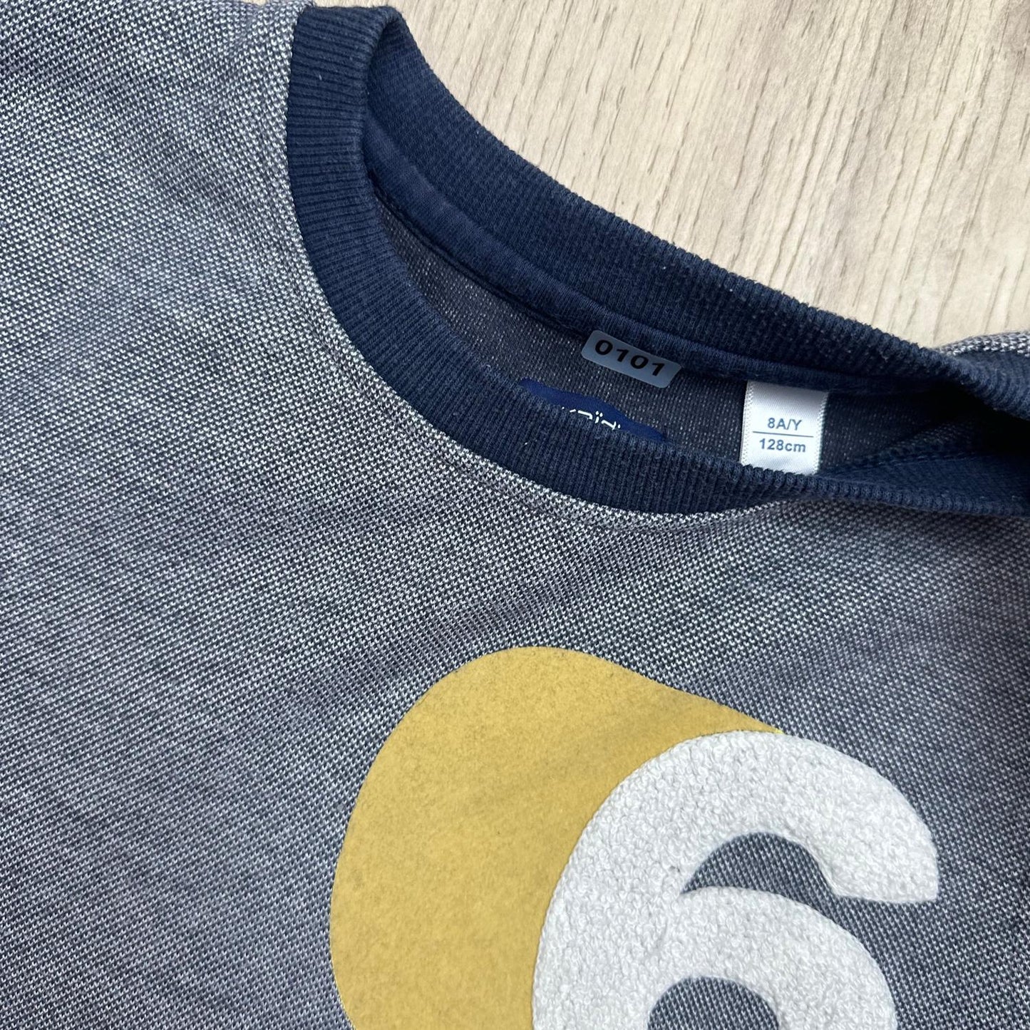 Pull Okaïdi : 8 ans