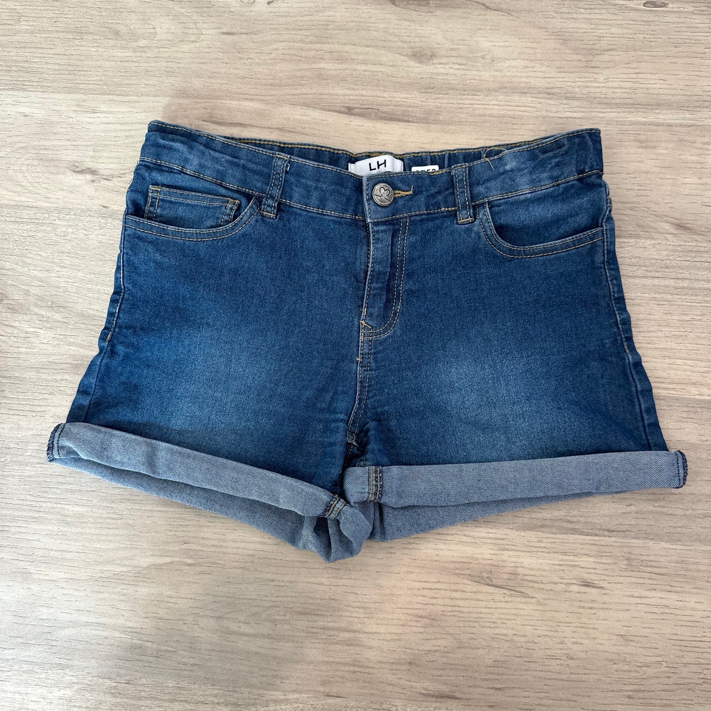 Short La Halle : 12 ans