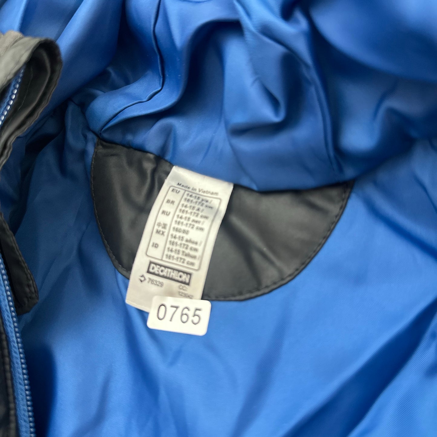 Veste Décathlon : 14 ans