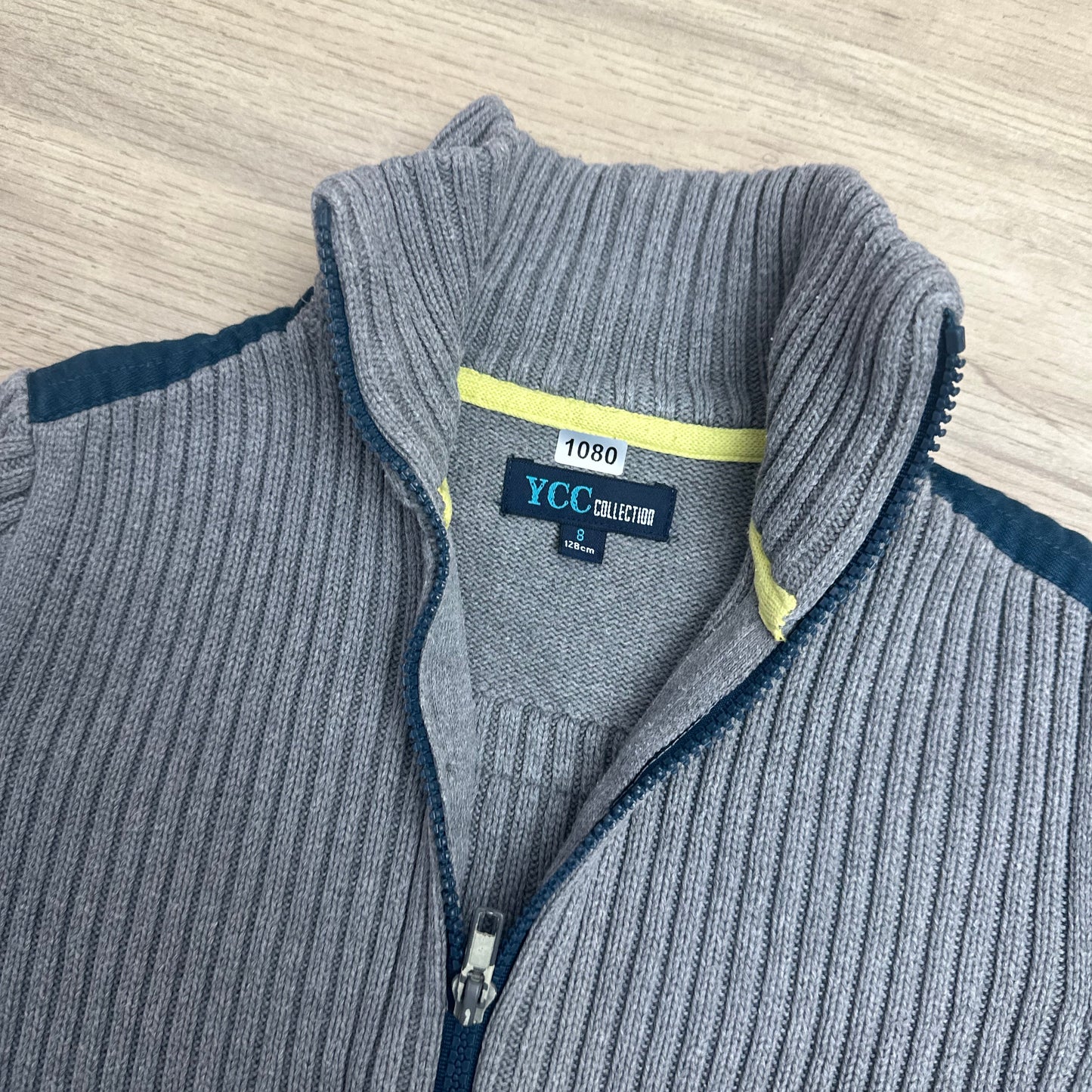 Gilet ycc : 8 ans
