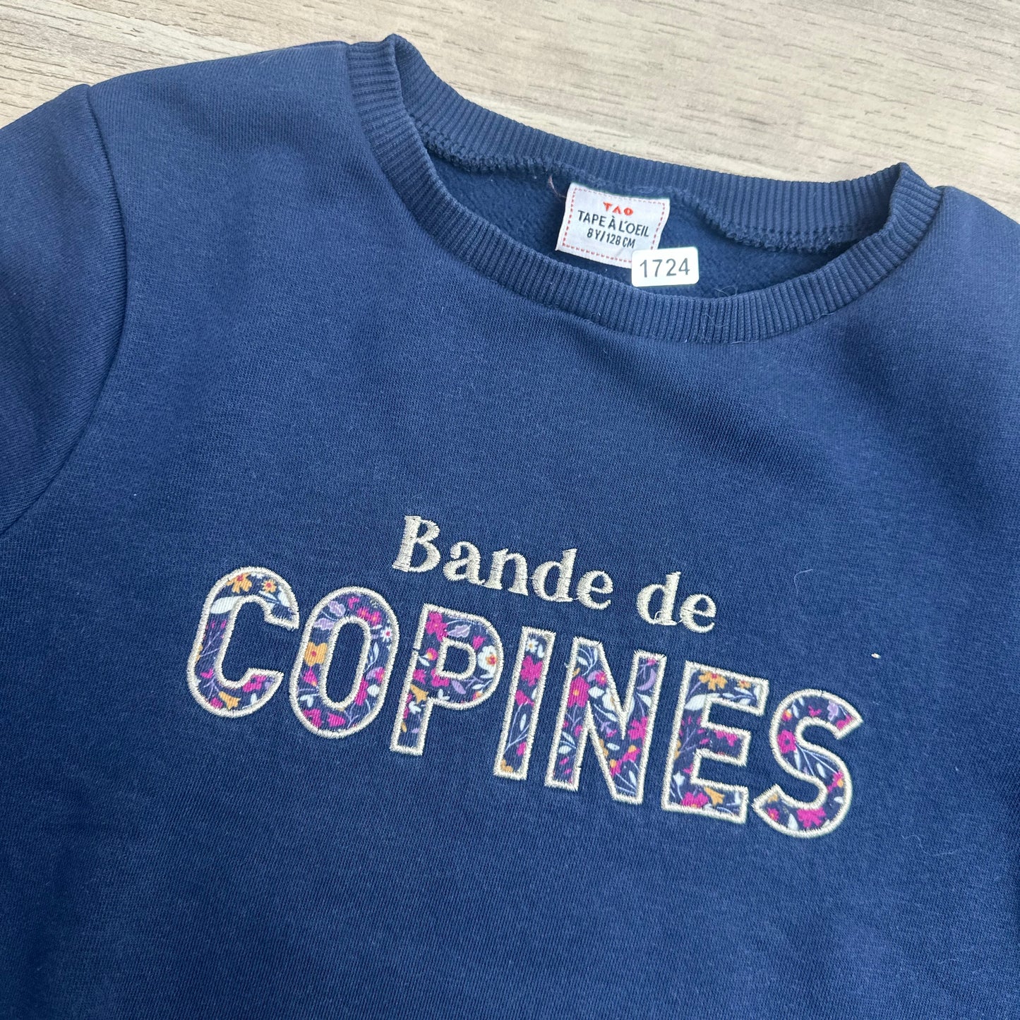 Pull Tape à l'oeil : 8 ans