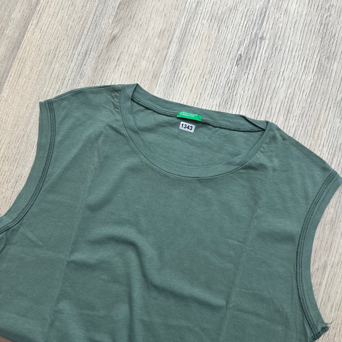 T-Shirt Benetton : 14 ans