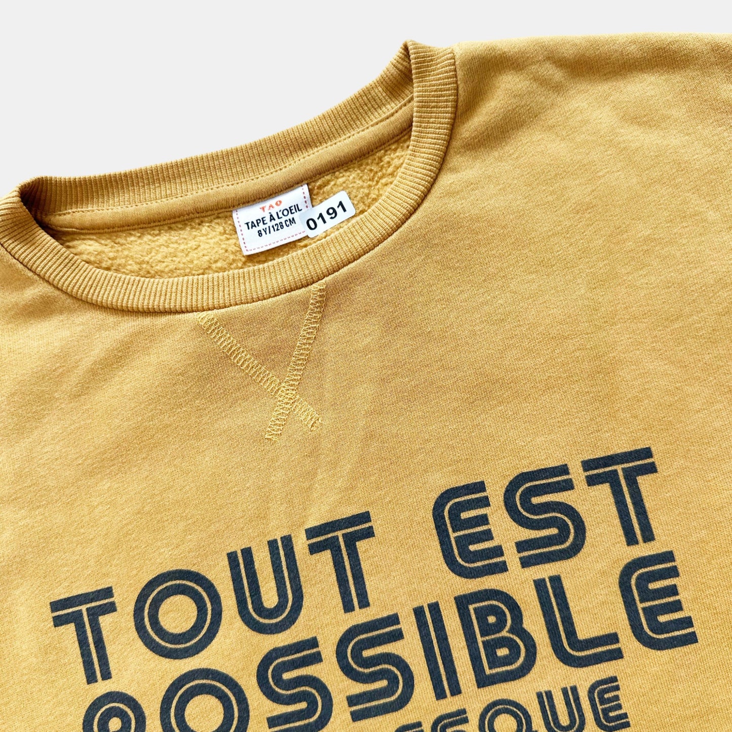 Pull Tape à l'oeil : 8 ans