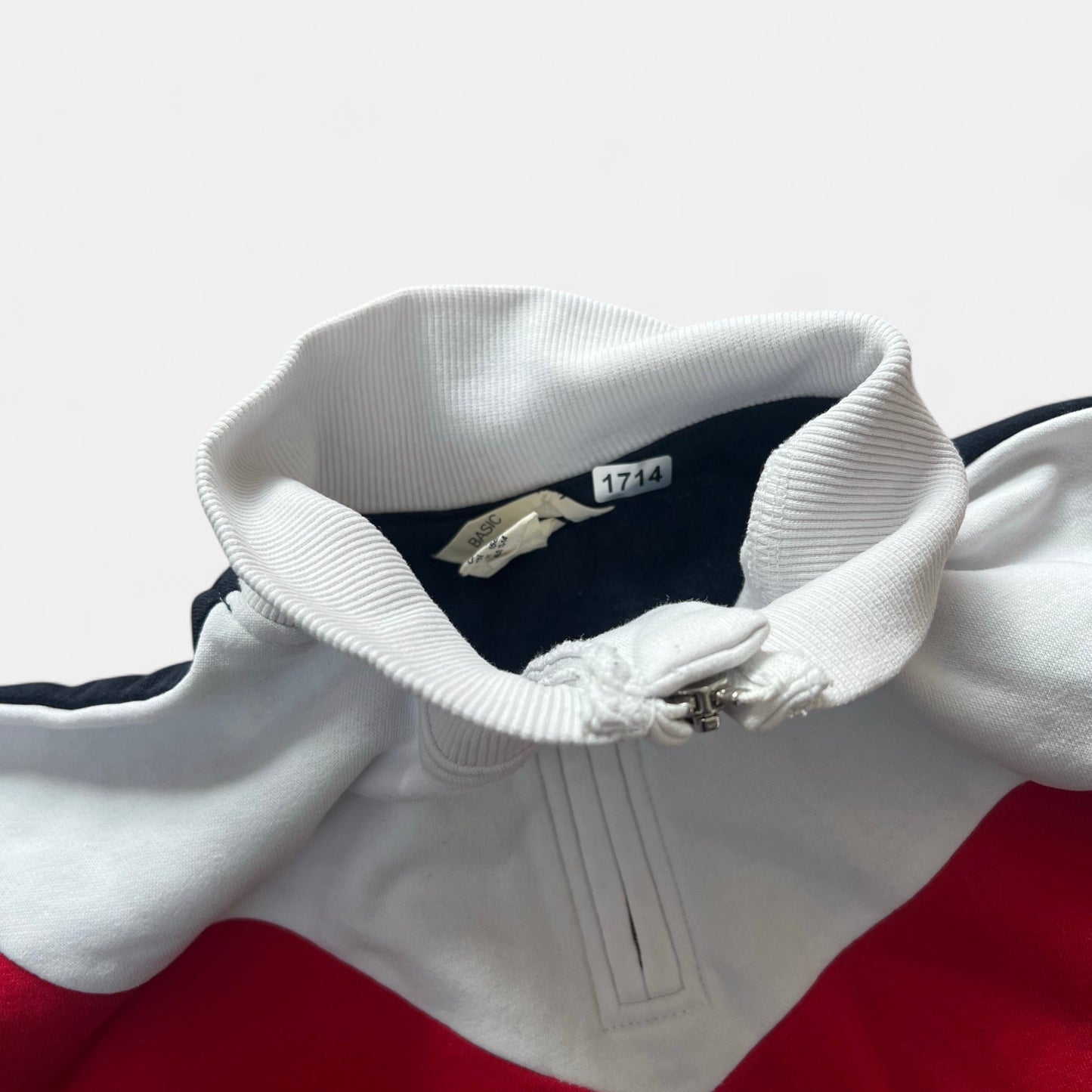 Pull H&M : 13 ans