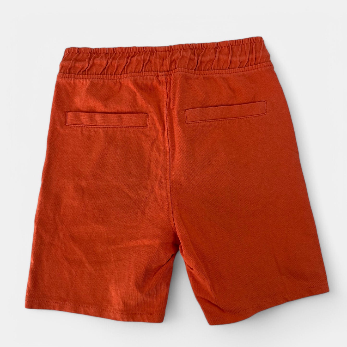 Short Okaïdi : 9 ans