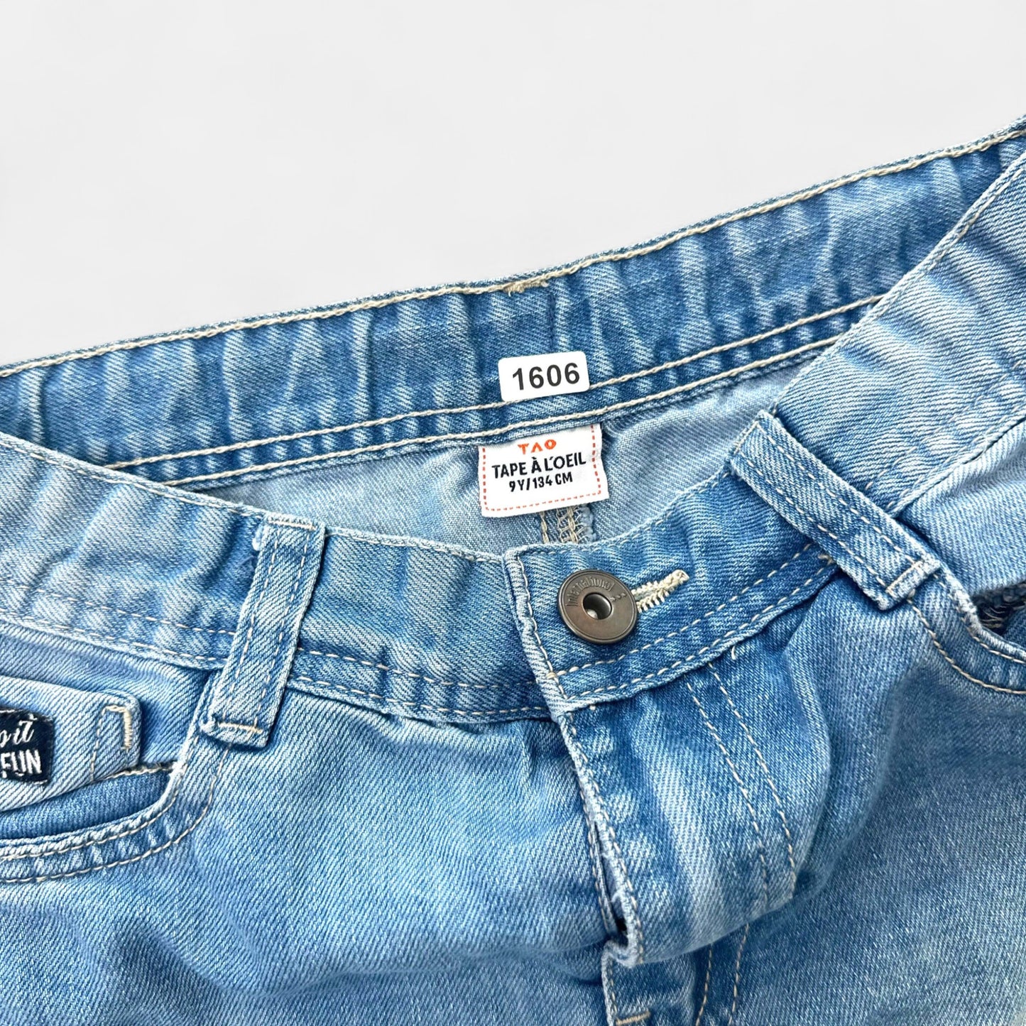 Short Tape à l'oeil : 9 ans