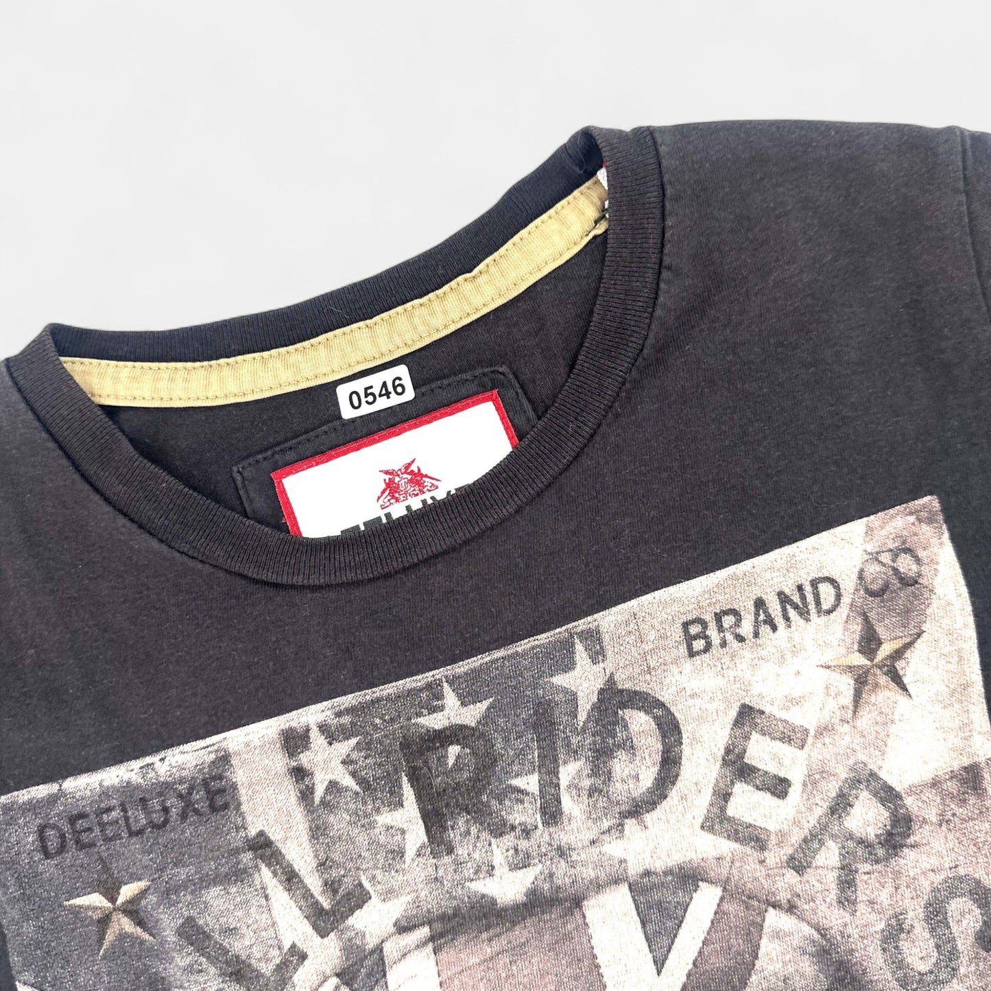 T-Shirt Deeluxe : 8 ans