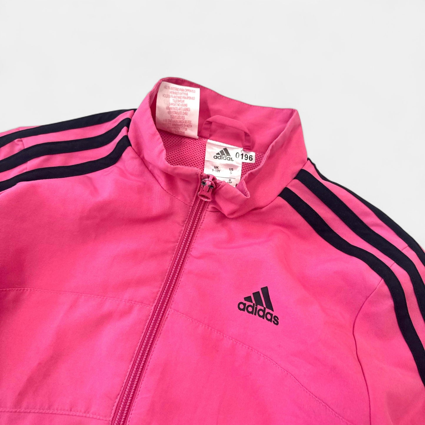 Tenue de sport Adidas : 10 ans