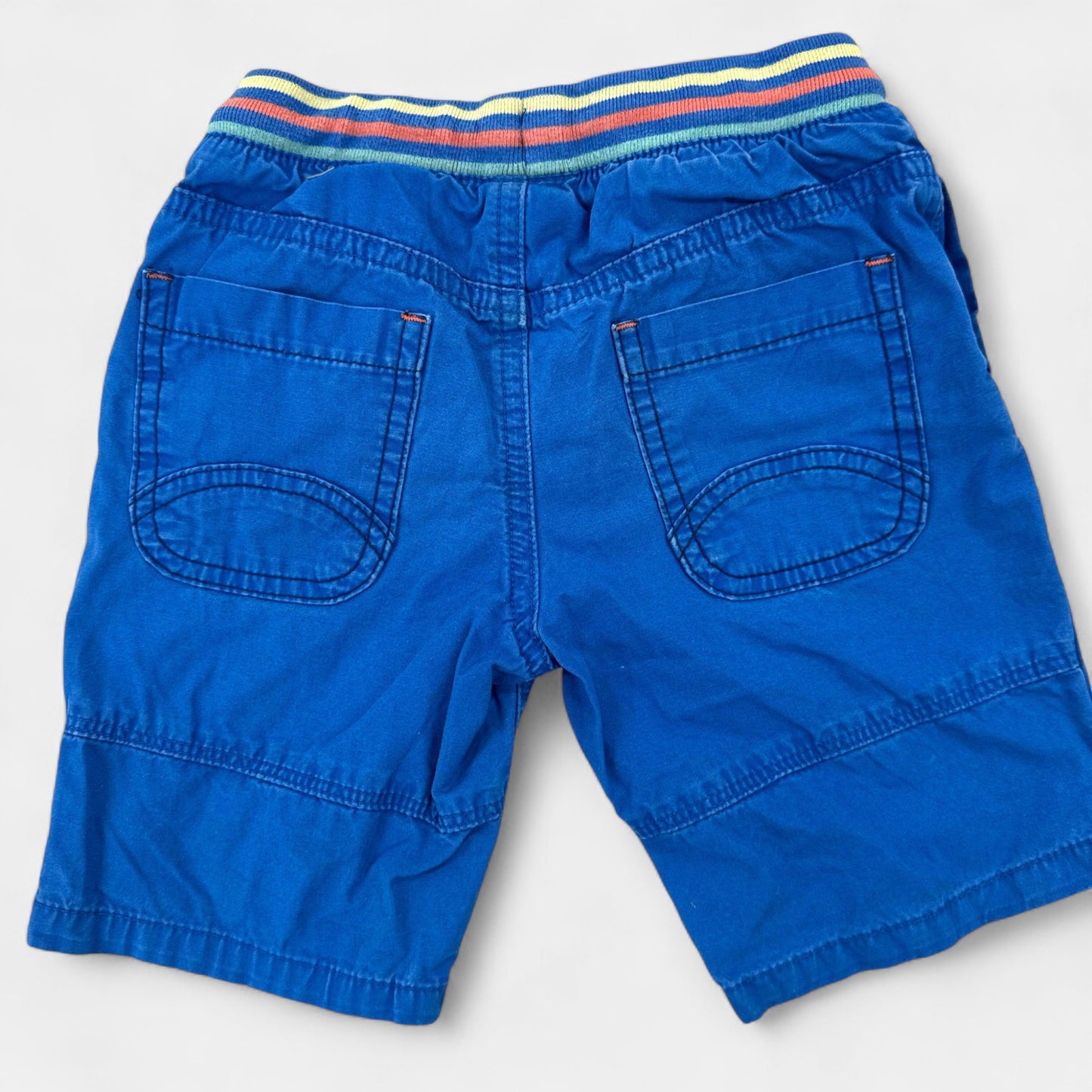 Short Sergent Major : 4 ans