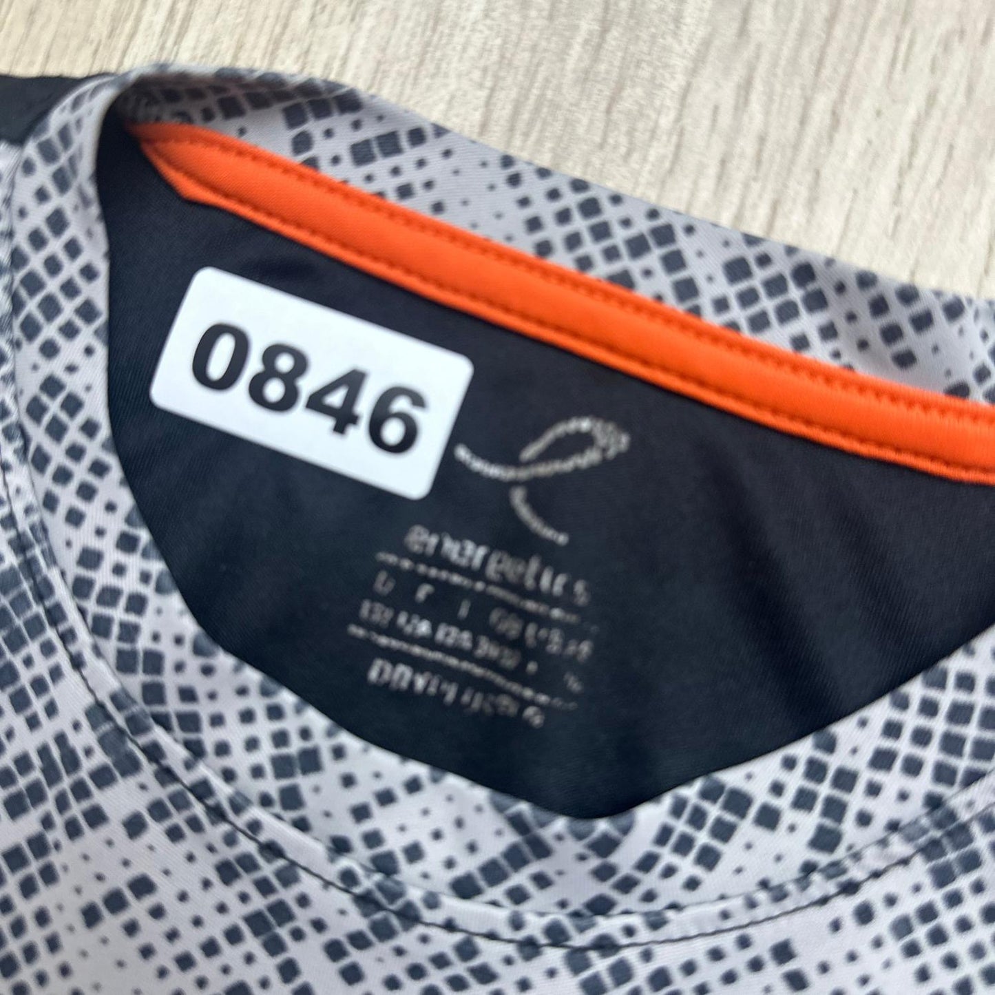 Tenue de sport energetic : 12 ans