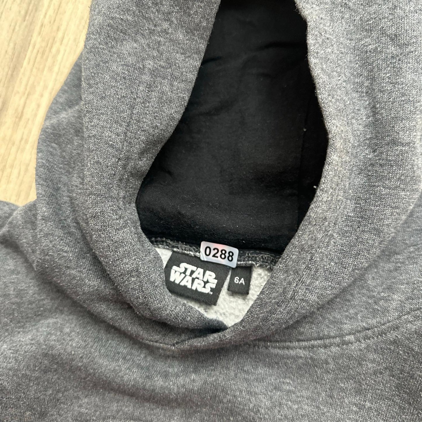 Pull star wars : 6 ans