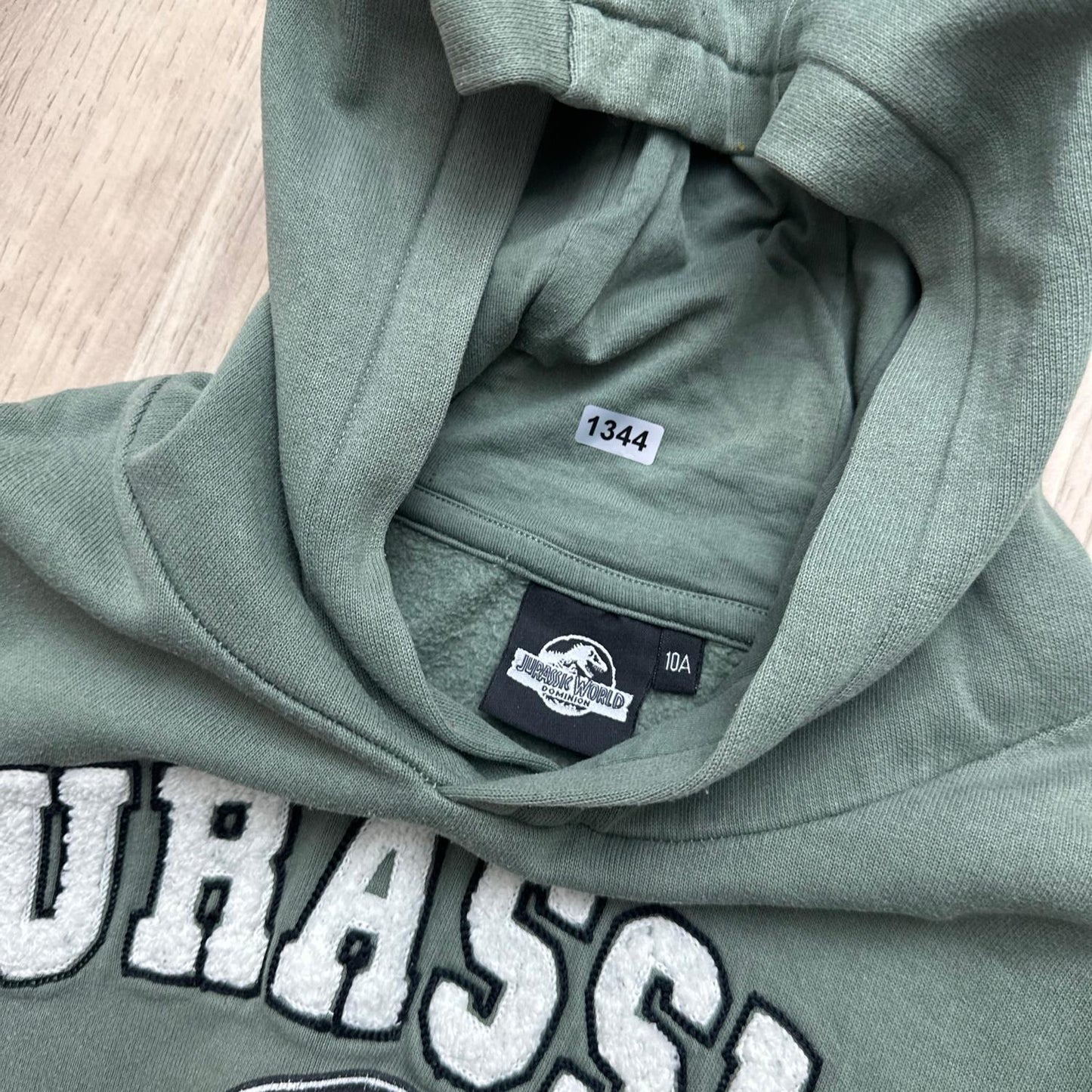 Pull jurassique world : 10 ans