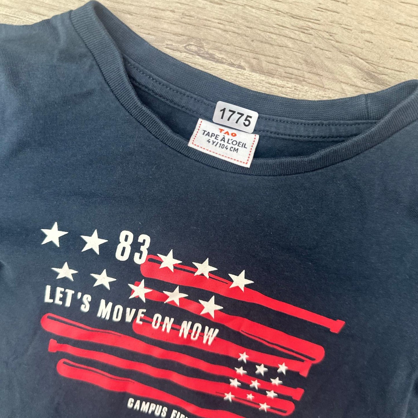 T-Shirt Tape à l'oeil : 4 ans