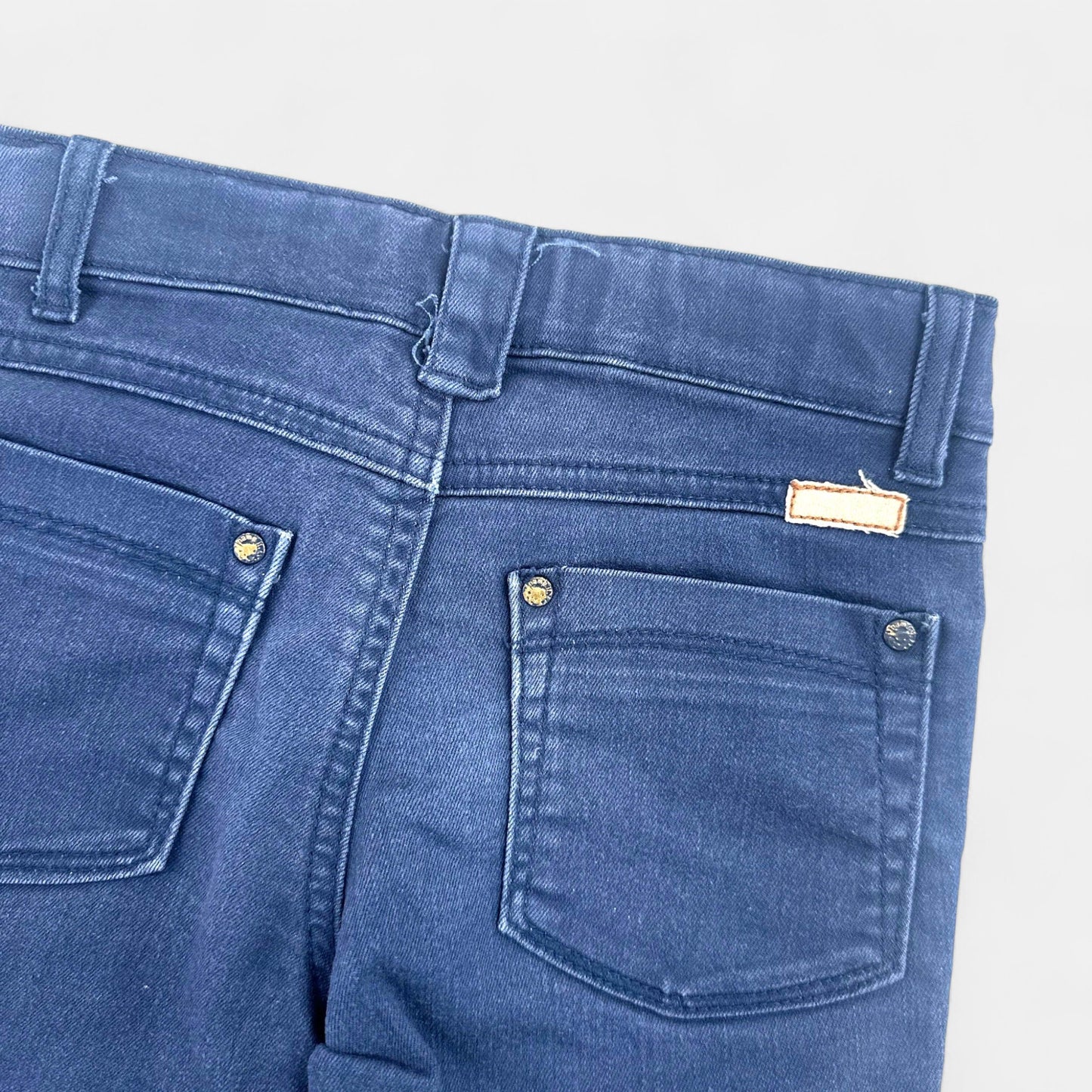 Short Name it : 7 ans