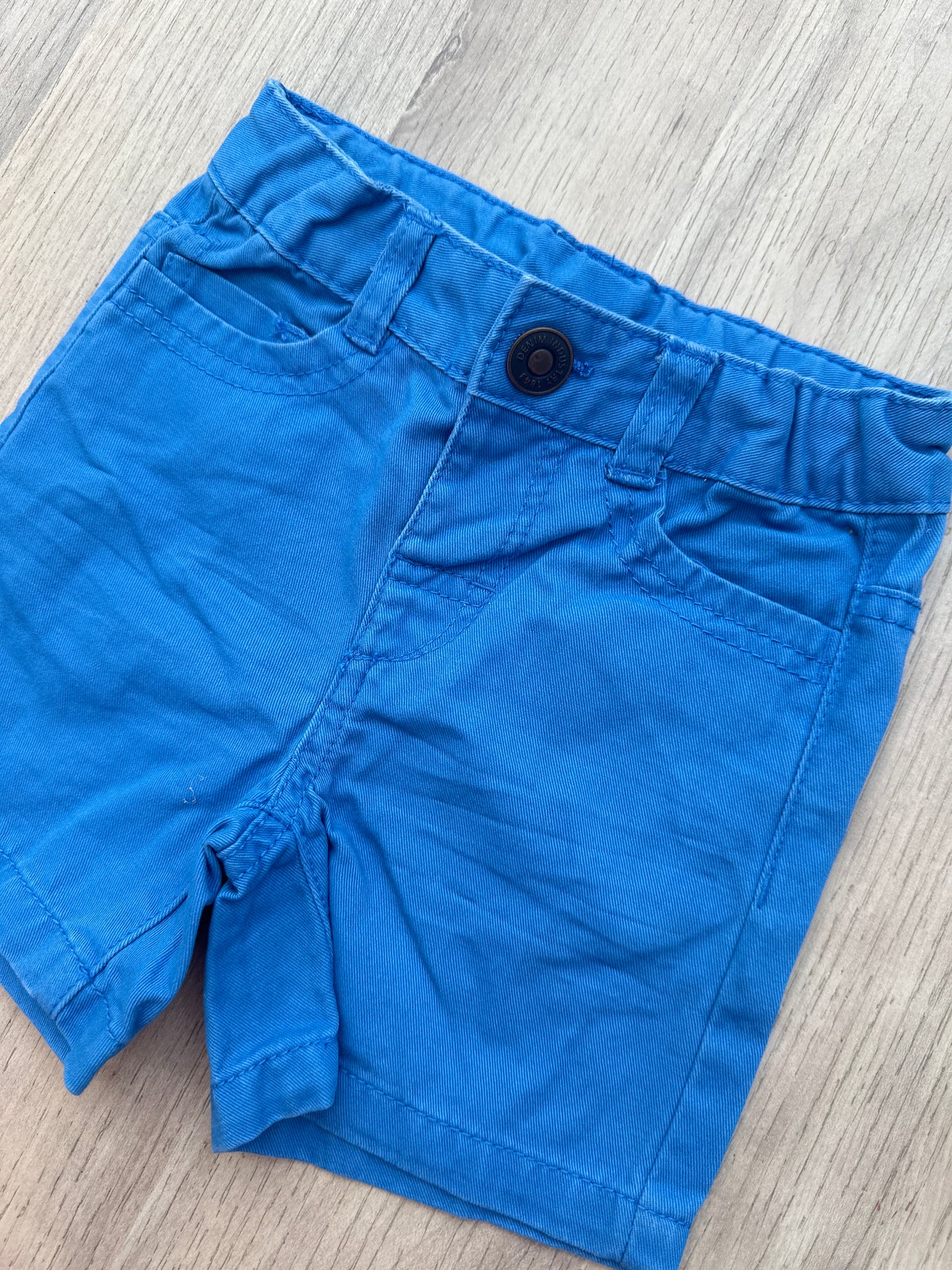 Short Kiabi : 24 mois