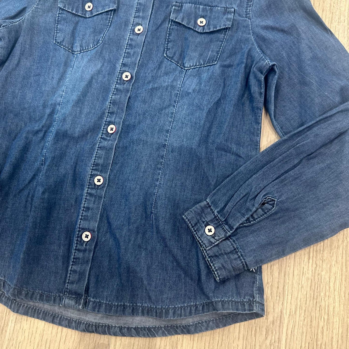 Chemise Okaïdi : 8 ans