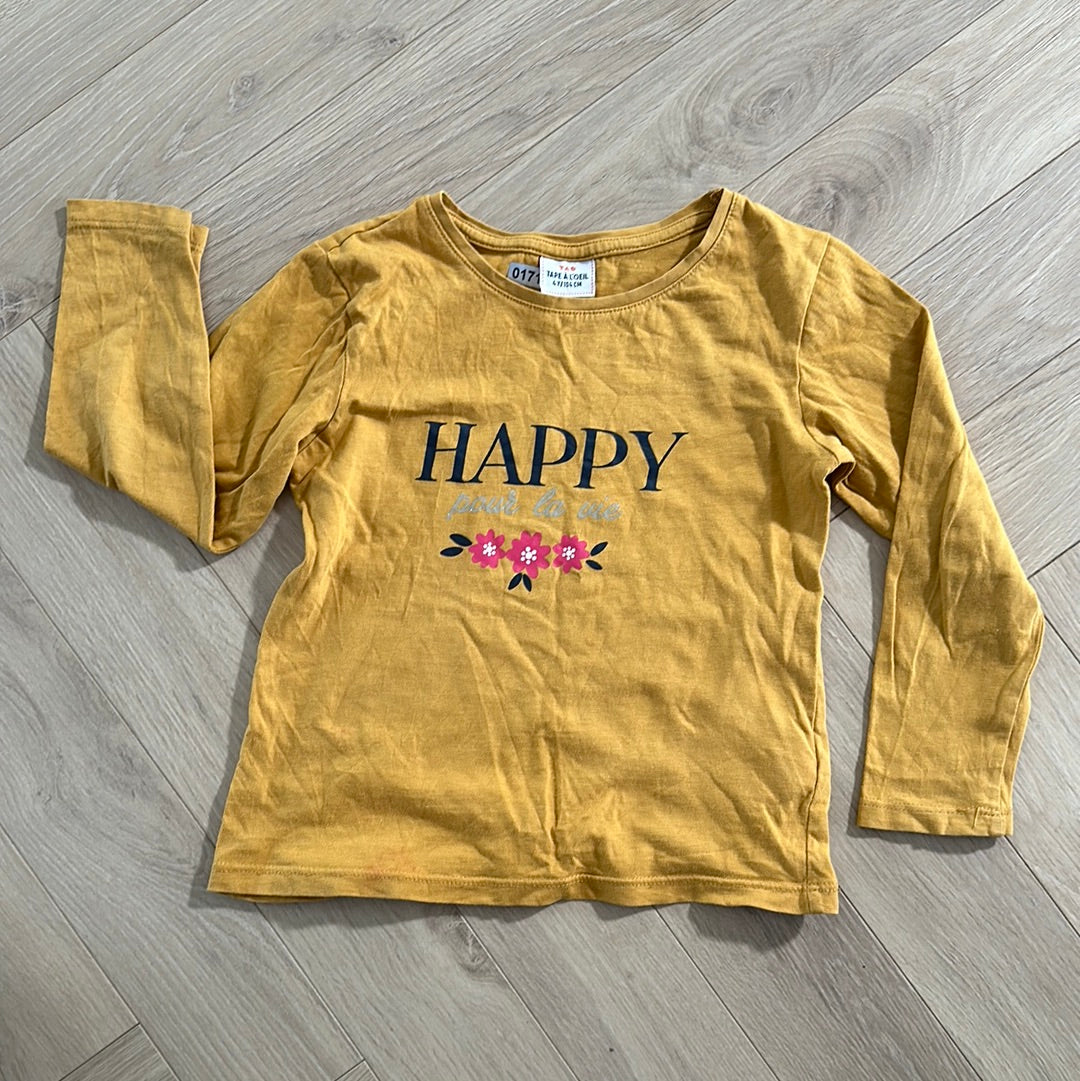 T-shirt tape-à-l’œil : 4 ans