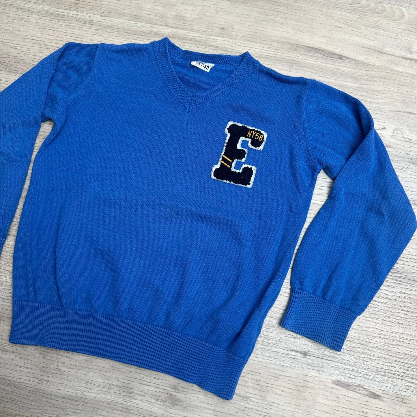 Pull Tape à l'oeil : 6 ans