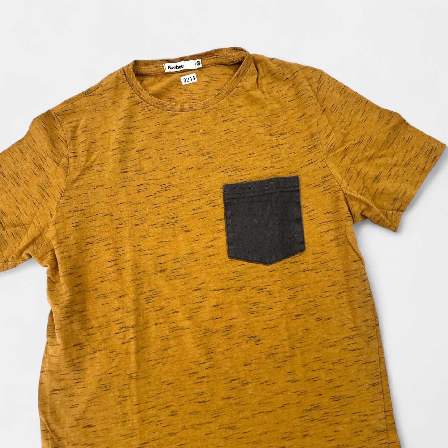 T-Shirt Bizzbee : 16 ans