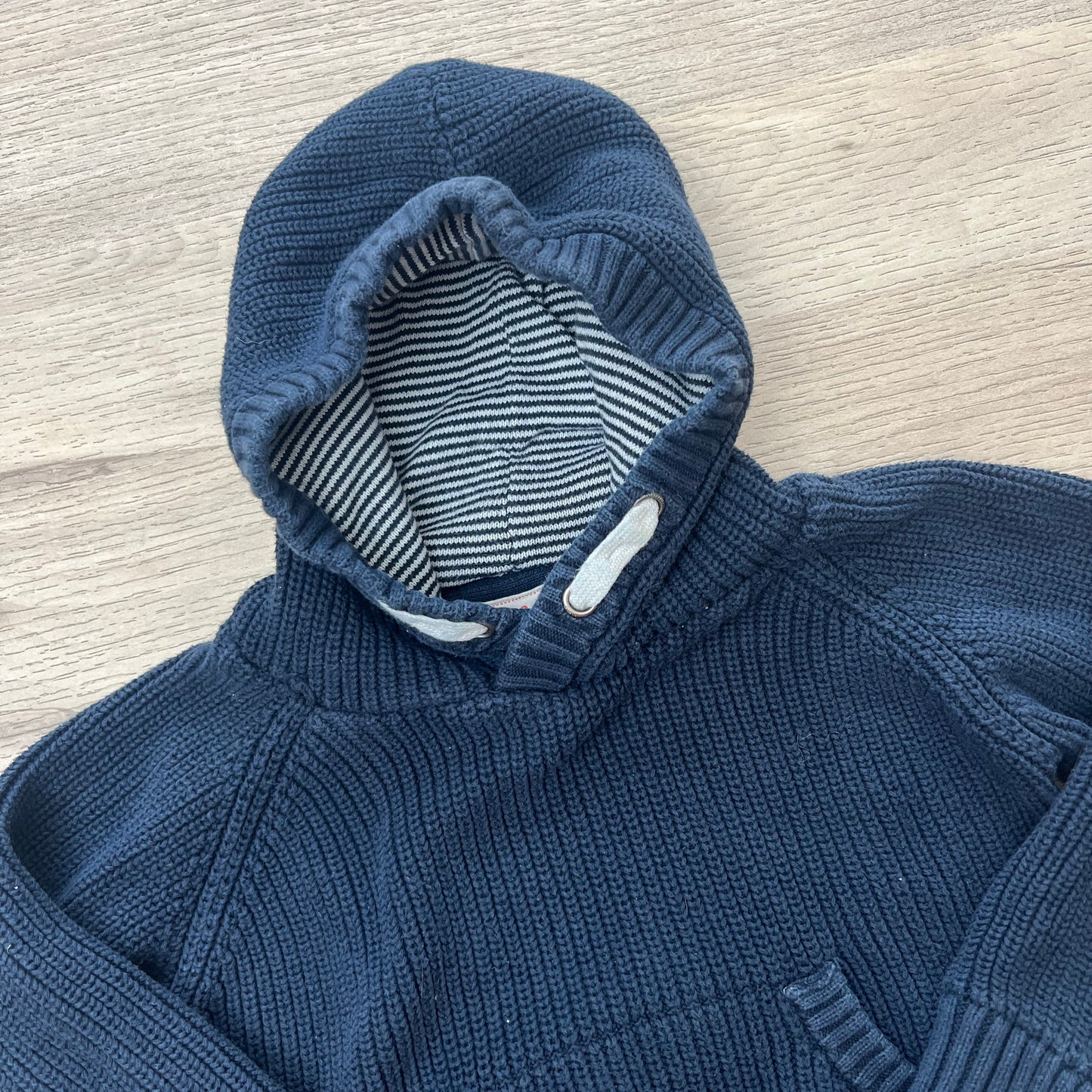 Pull Tape à l'oeil : 4 ans