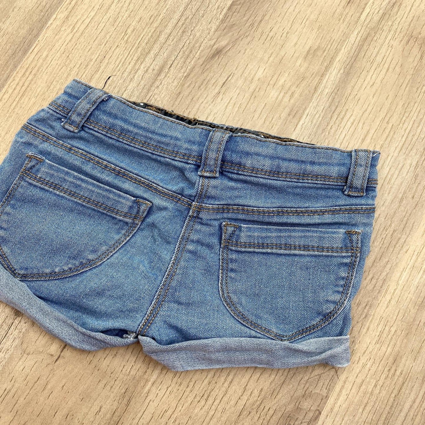 Short Kiabi  : 3 ans