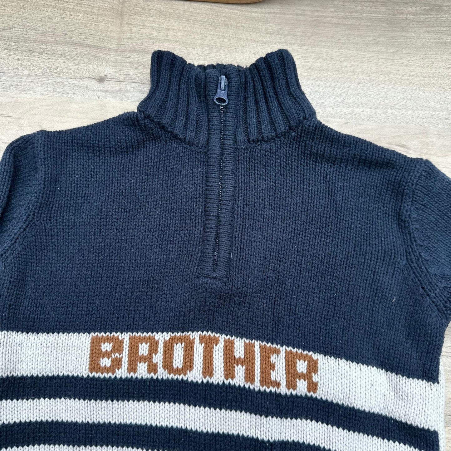 Pull Tape à l'oeil : 4 ans