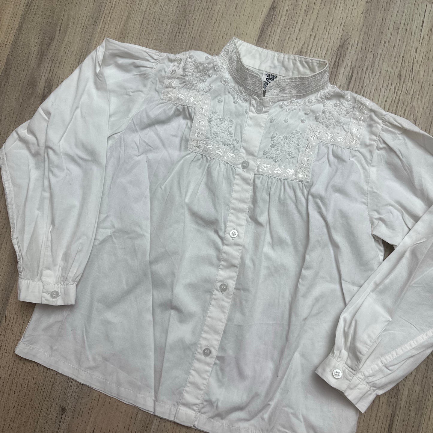 Chemise broderie : 6 ans